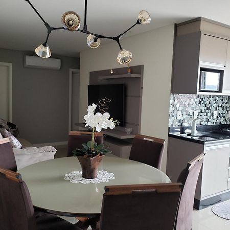 Apartamento 2 Suites - Gravata Navegantes Sc Номер фото